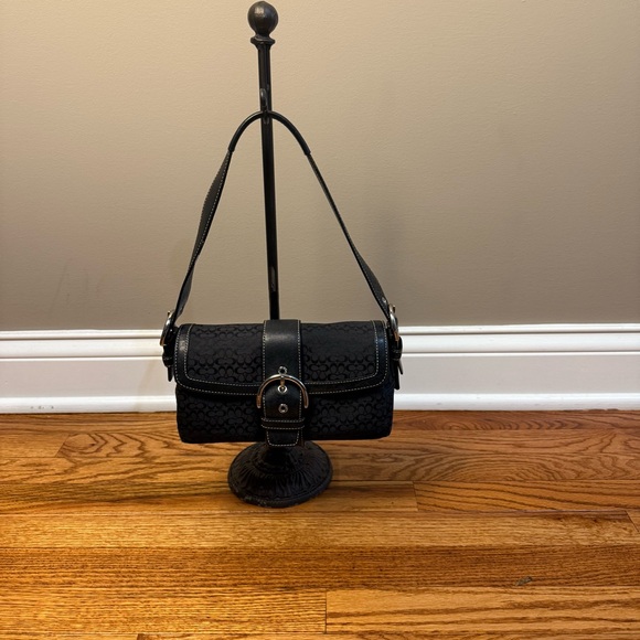 Vintage Coach 1444 Black Structured Shoulder Small Bag with Flap - Picture 1 of 16